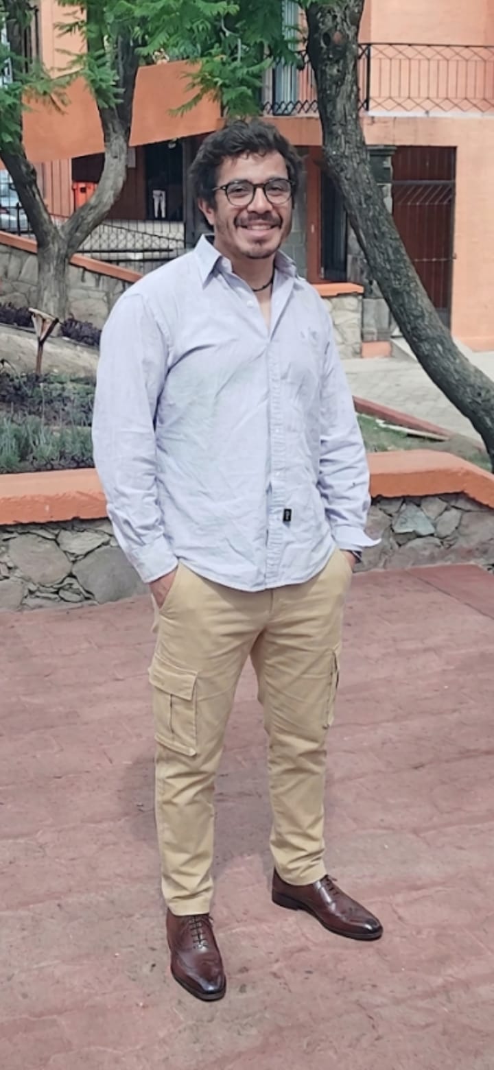 Manuel Rodríguez Martínez, consultor SEO local y fundador de Casa Romanero en Guanajuato